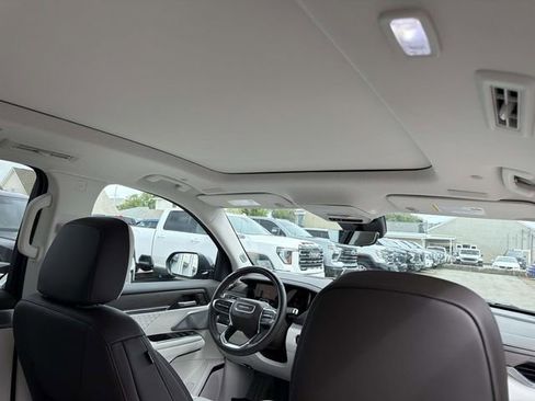 Used 2024 GMC Acadia Denali w/ Super Cruise Package FWD image 13
