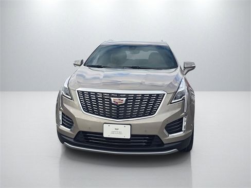 Used 2023 Cadillac XT5 Premium Luxury w/ Technology Package image 3