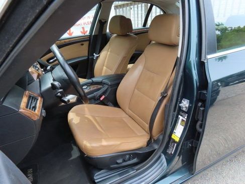 Used 2010 BMW 528i Sedan RWD image 16