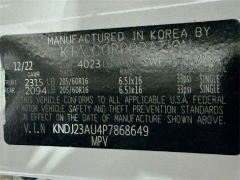 Used 2023 Kia Soul LX w/ LX Technology Package image 14