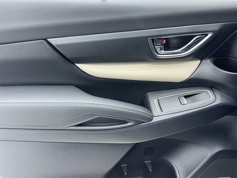 Used 2022 Subaru Ascent Limited w/ Technology Package image 45