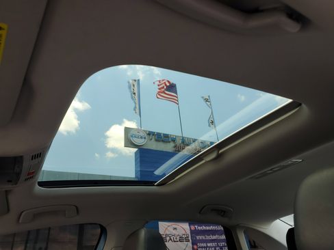 Used 2020 Volkswagen Jetta SEL image 17