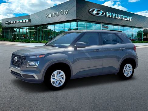 New 2026 Hyundai Venue SE FWD image 2