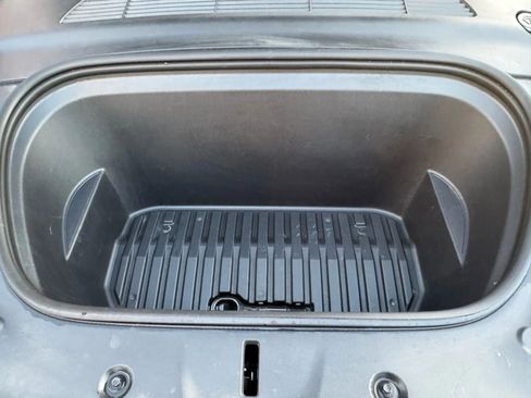 Used 2023 Tesla Model 3 Standard Range image 43