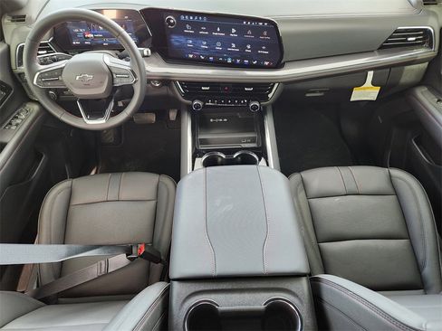 New 2026 Chevrolet Suburban RST w/ RST Capability Package image 19