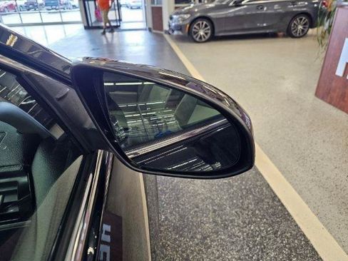 Used 2013 Toyota Camry XLE FWD image 36