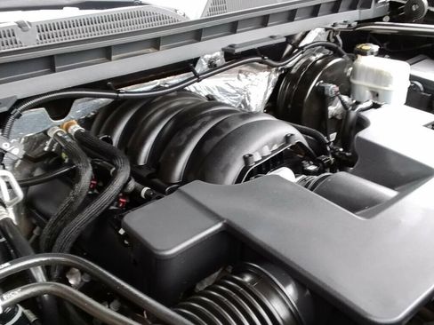Used 2018 Chevrolet Silverado 1500 LTZ RWD image 25