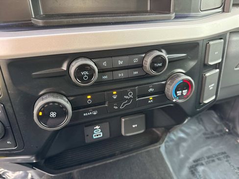 Used 2023 Ford F350 XLT w/ FX4 Off-Road Package image 27