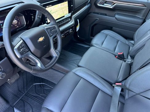 New 2026 Chevrolet Silverado 1500 LT w/ Safety Package RWD image 10