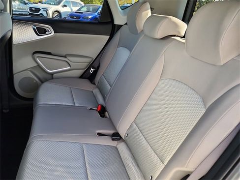 New 2025 Kia Soul LX w/ LX Technology Package image 15
