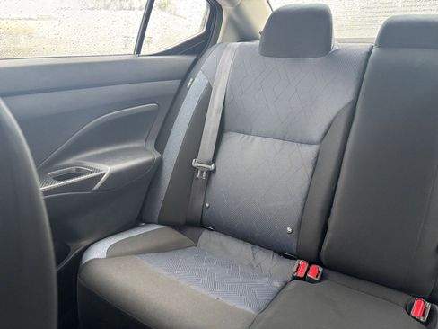 Used 2025 Nissan Versa SV FWD image 36