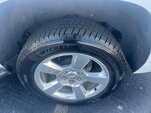 Used 2016 Chevrolet Tahoe LT w/ Luxury Package image 11