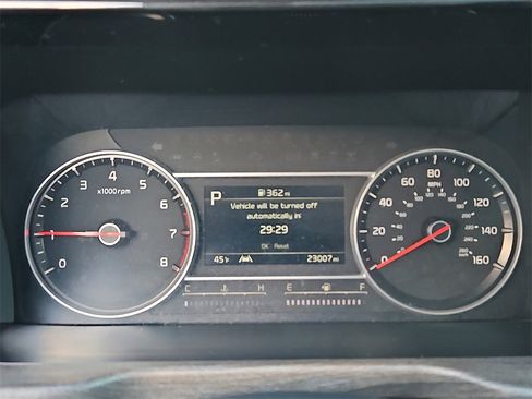 Certified 2022 Kia Sorento S w/ Panoramic Sunroof Package image 23