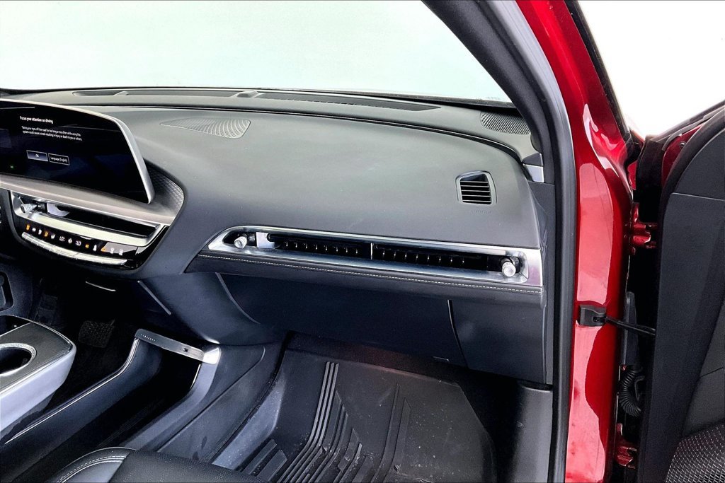 Used 2025 Cadillac Lyriq Sport RWD image 20