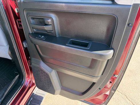 Used 2016 RAM 1500 Express AWD/4WD image 23
