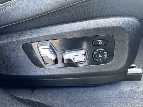 Used 2021 BMW X7 xDrive40i w/ M Sport Package image 44