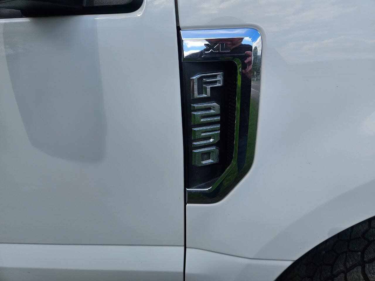 Used 2019 Ford F250 XL w/ XL Value Package AWD/4WD image 9