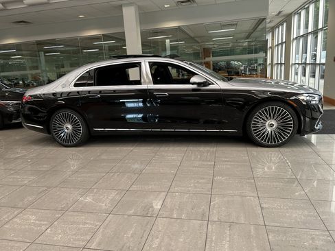 Certified 2024 Mercedes-Benz Maybach S 580 4MATIC image 5