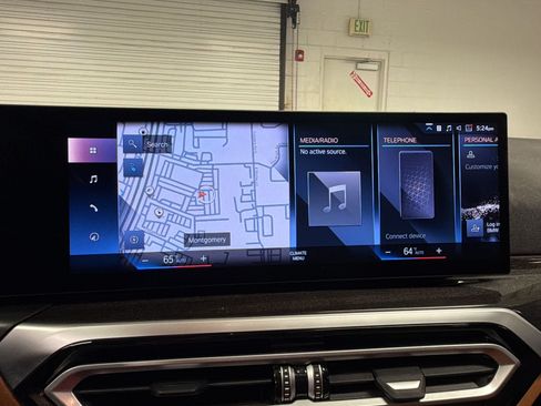 Used 2023 BMW i4 eDrive35 w/ Premium Package RWD image 17