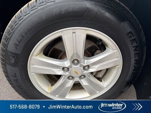 Used 2020 Chevrolet Trax LT w/ LT Convenience Package image 3