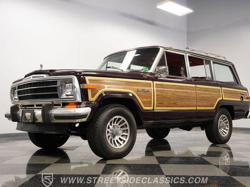 Used 1989 Jeep Grand Wagoneer image 21