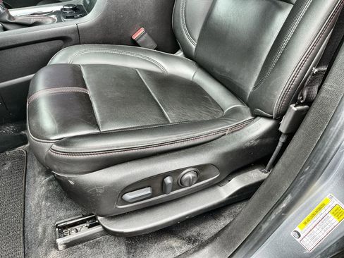 Certified 2023 Chevrolet Traverse RS AWD/4WD image 20