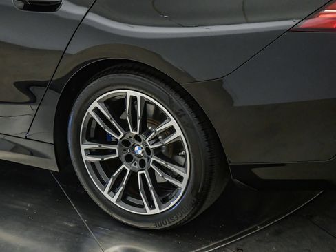 Used 2024 BMW 540i xDrive w/ M Sport Package AWD/4WD image 11