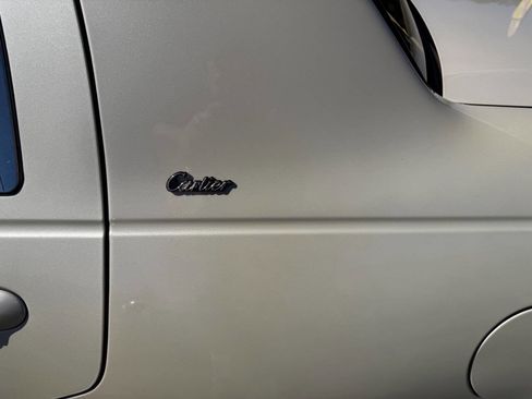 Used 2003 Lincoln Town Car Cartier image 9