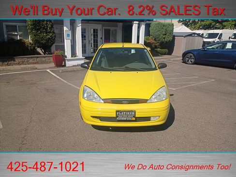 Used 2002 Ford Focus ZX5 Hatchback FWD image 2