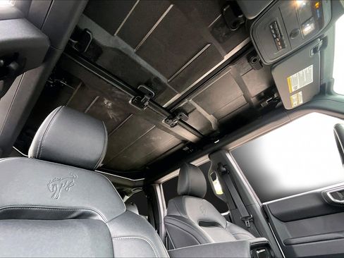 New 2025 Ford Bronco Badlands w/ Sasquatch Package image 27