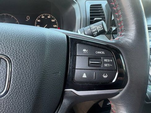 Used 2025 Honda Odyssey Sport-L image 19