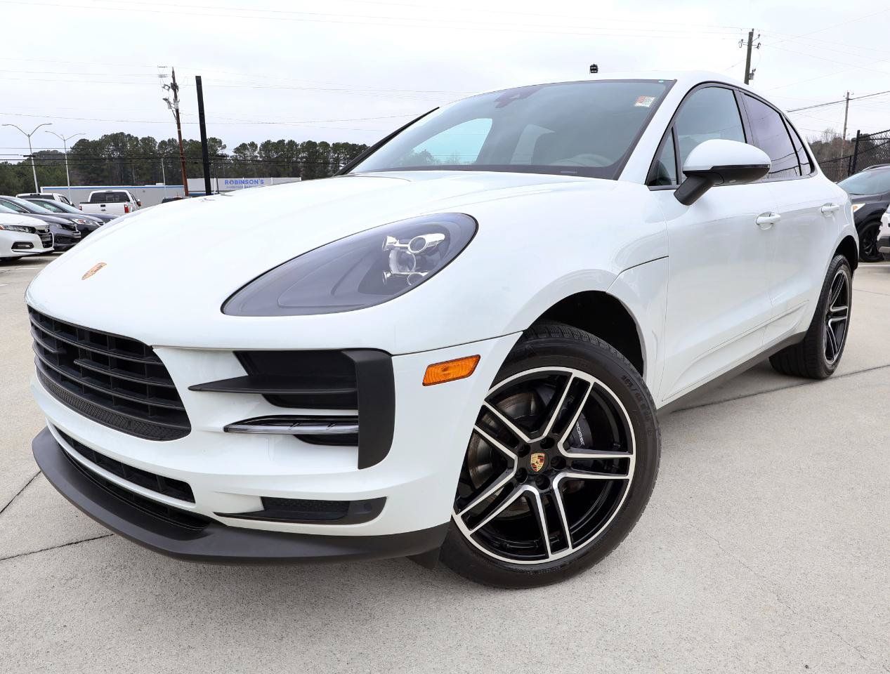 Used 2021 Porsche Macan AWD/4WD image 2