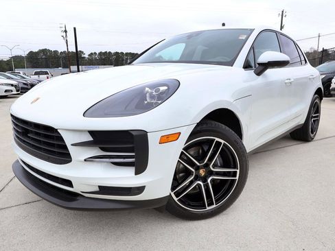Used 2021 Porsche Macan image 2