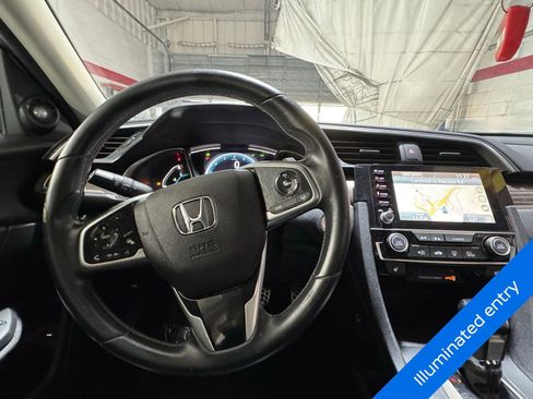 Used 2020 Honda Civic Touring image 16