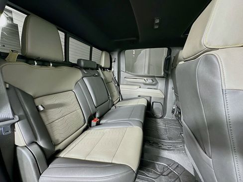 Used 2025 Chevrolet Silverado 1500 ZR2 w/ Technology Package image 28