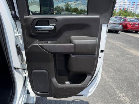 Used 2024 GMC Sierra 2500 Pro AWD/4WD image 18
