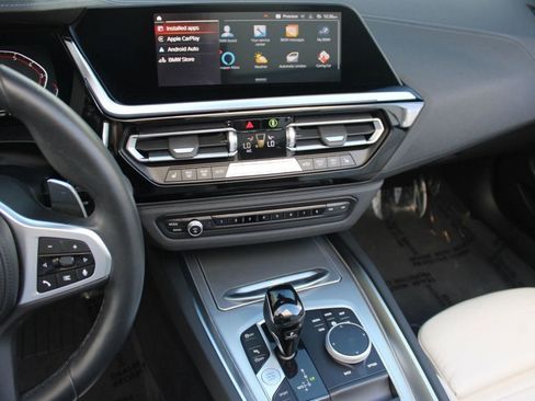 Used 2023 BMW Z4 sDrive30i w/ Premium Package image 24