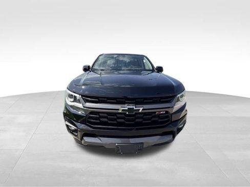 Certified 2022 Chevrolet Colorado Z71 w/ Safety Package AWD/4WD image 2