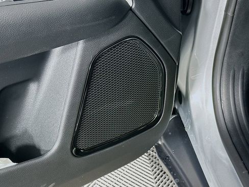 New 2026 Jeep Compass Limited image 24