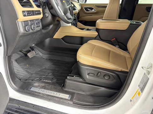 Used 2024 Chevrolet Tahoe Premier image 9