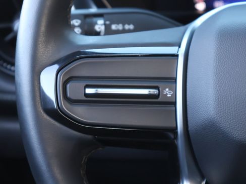 Used 2023 Chevrolet Colorado LT w/ Advanced Trailering Package image 12