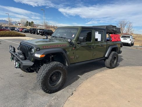 Used 2021 Jeep Gladiator Rubicon w/ Cold Weather Group image 32
