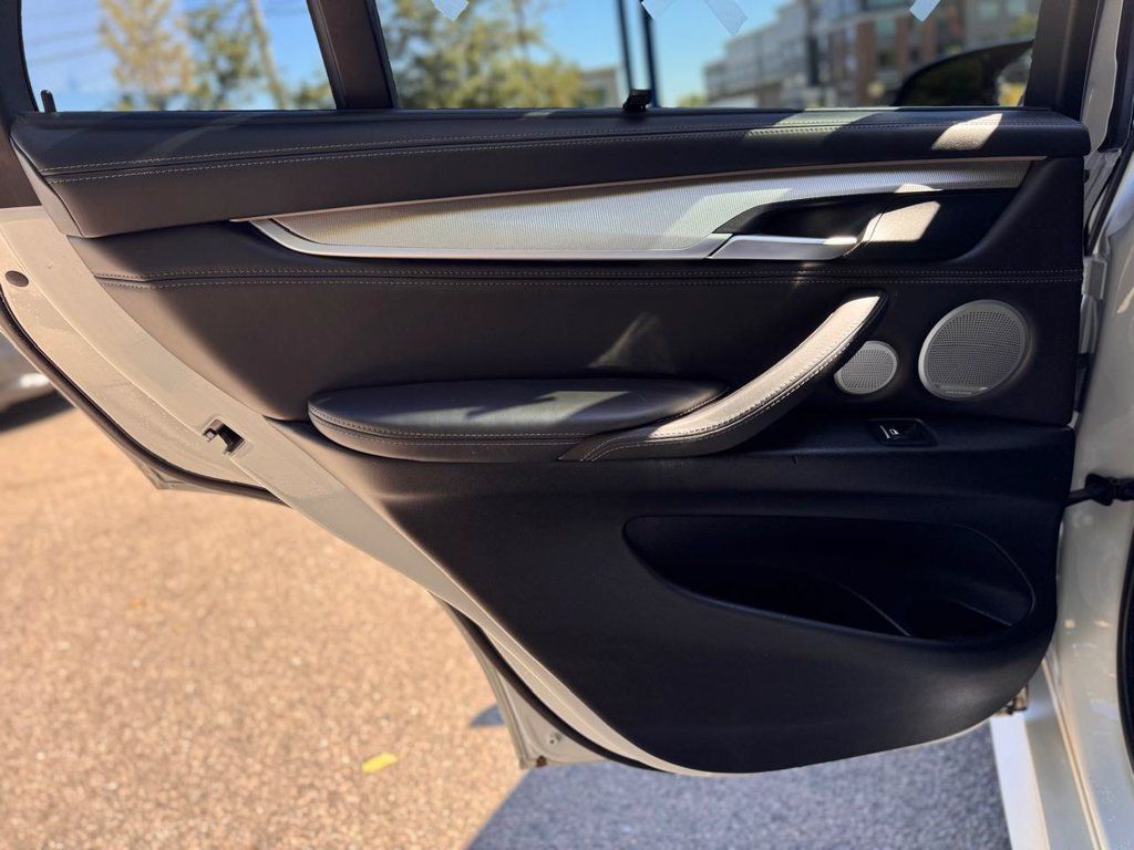 Used 2017 BMW X5 M AWD/4WD image 20