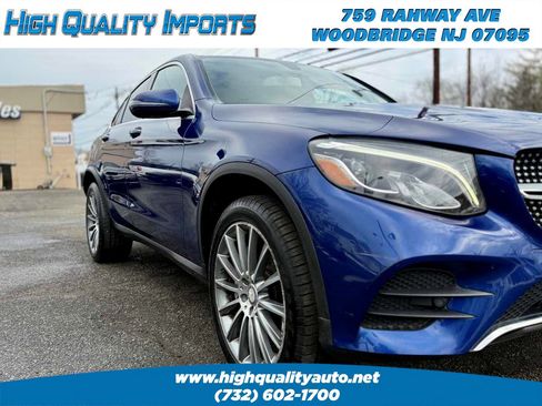Used 2017 Mercedes-Benz GLC 300 4MATIC Coupe image 39