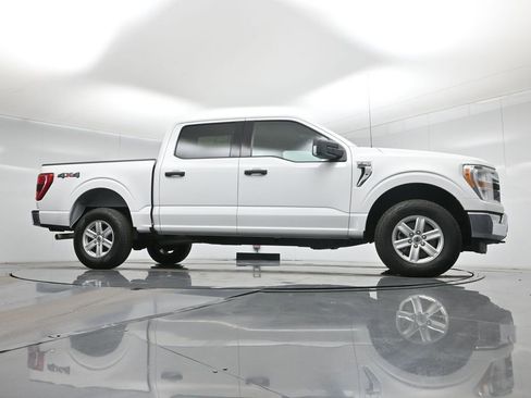 Certified 2021 Ford F150 XLT w/ Equipment Group 301A Mid image 4