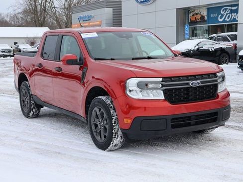 Certified 2023 Ford Maverick XLT w/ XLT Luxury Package image 2