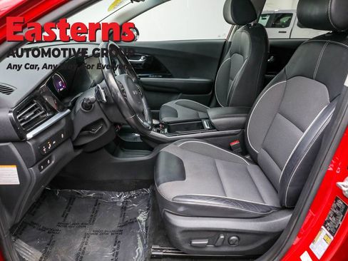 Used 2022 Kia Niro EX w/ Cold Weather Package image 14