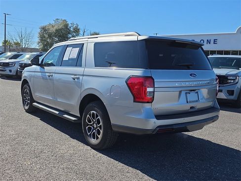 Certified 2023 Ford Expedition Max XLT image 7