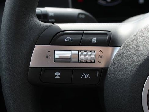 New 2026 Hyundai Tucson SE image 12