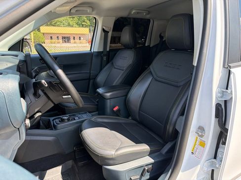 Used 2025 Ford Maverick Lobo AWD/4WD image 19